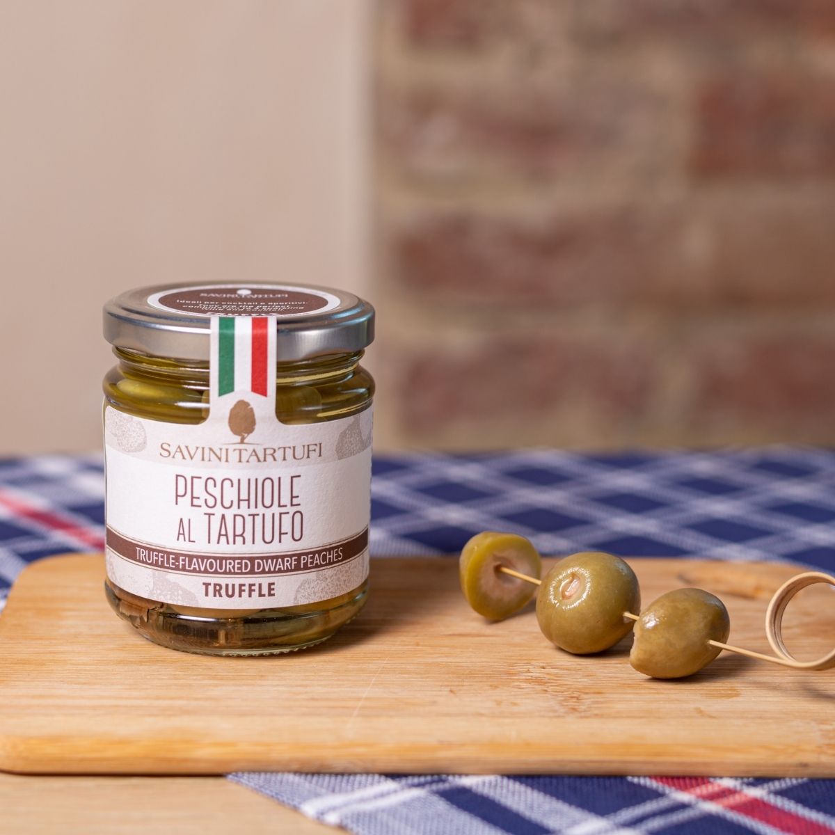 SAVINI TRUFFLEFLAVORED DWARF PEACHES FERRARI THAILAND